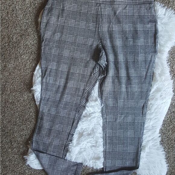 Tahari black & white stretch pants Size Large - Picture 1 of 5